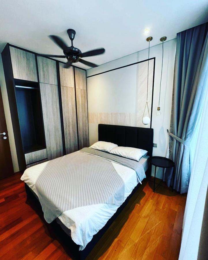 Klcc Sky Suites Kuala Lumpur Exterior photo